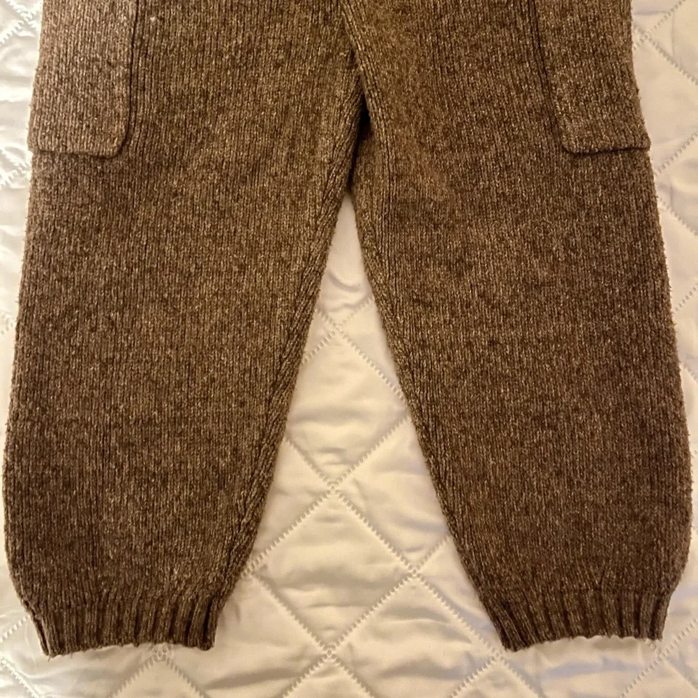 OshKosh B'gosh Brown Knit Joggers for Kids NWOT Size 5T